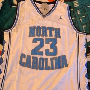 💥Beautiful Jordan college jersey Mens Medium 💥